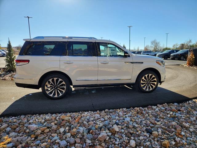 new 2024 Lincoln Navigator car, priced at $100,574