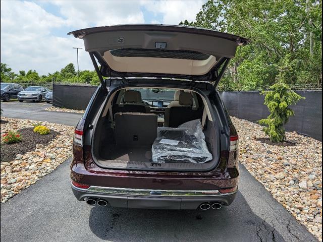 new 2024 Lincoln Aviator car, priced at $65,141