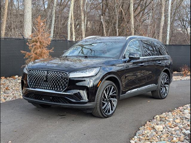 new 2025 Lincoln Aviator car, priced at $76,200