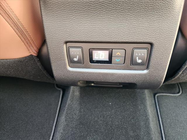 new 2025 Mitsubishi Outlander car, priced at $43,930