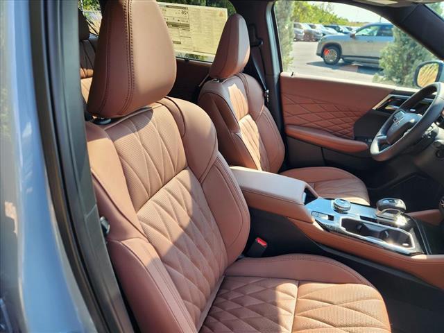 new 2025 Mitsubishi Outlander car, priced at $43,930