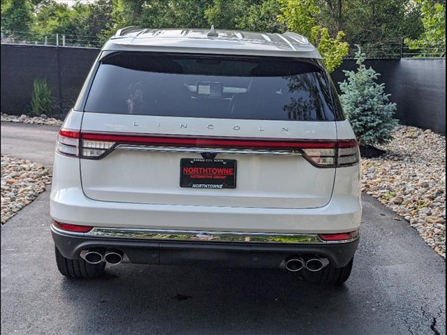 new 2024 Lincoln Aviator car, priced at $72,396