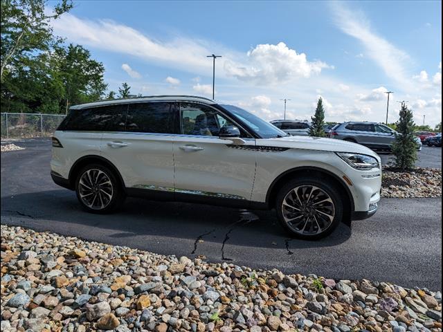 new 2024 Lincoln Aviator car, priced at $72,396