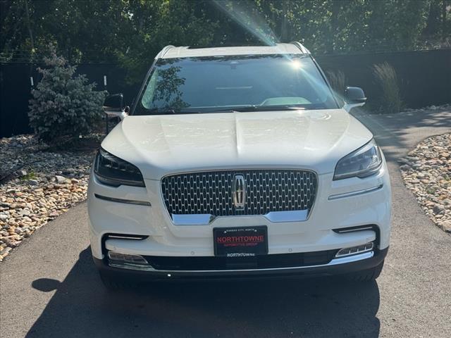 used 2020 Lincoln Aviator car, priced at $29,900