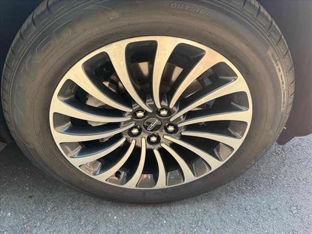 used 2020 Lincoln Aviator car, priced at $29,900