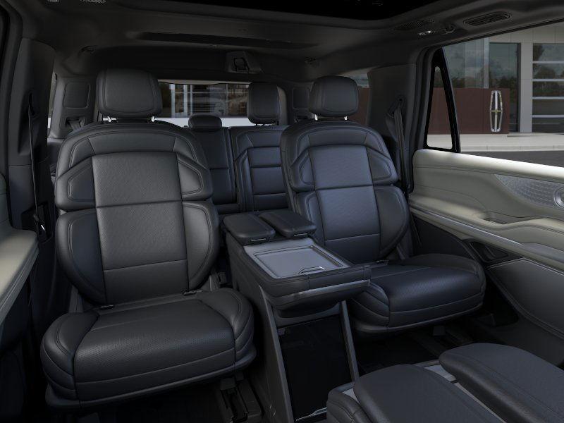 new 2025 Lincoln Navigator car, priced at $108,555