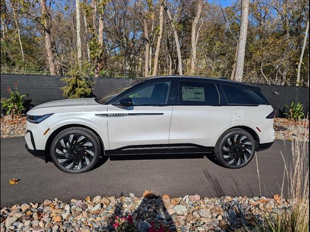 new 2024 Lincoln Nautilus car, priced at $62,540