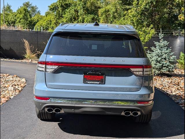 new 2025 Lincoln Aviator car, priced at $75,700