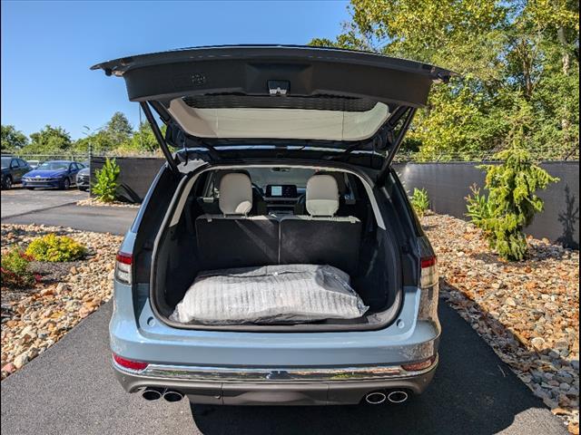 new 2025 Lincoln Aviator car, priced at $75,700