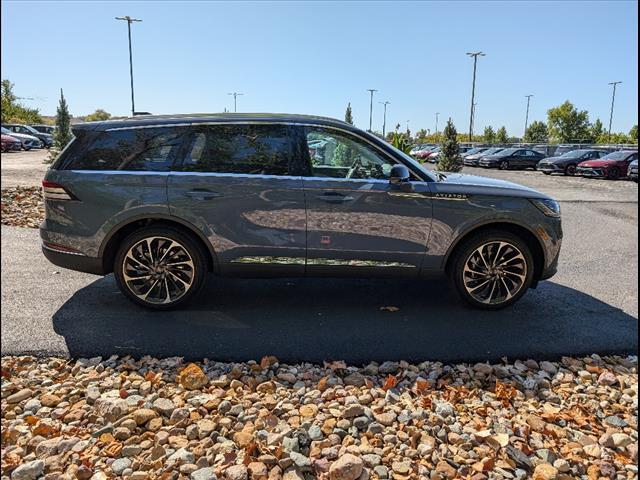 new 2025 Lincoln Aviator car, priced at $75,700