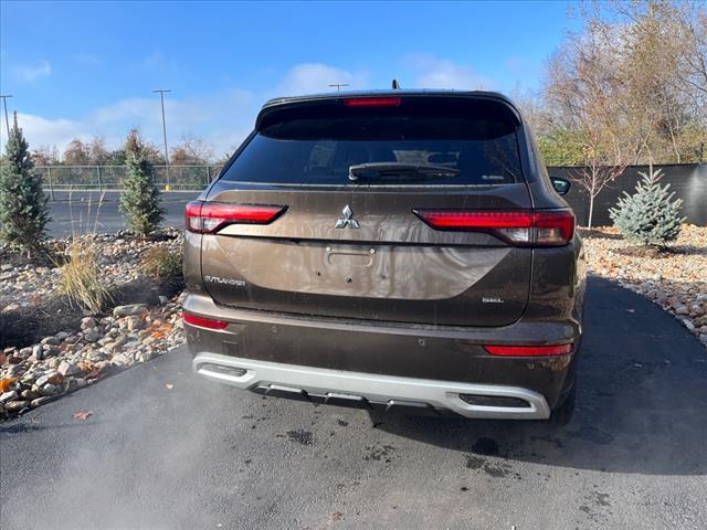 new 2024 Mitsubishi Outlander car, priced at $35,810