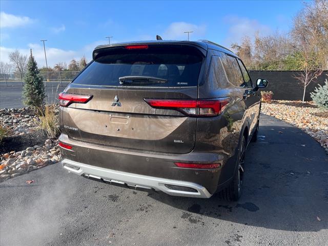 new 2024 Mitsubishi Outlander car, priced at $35,810