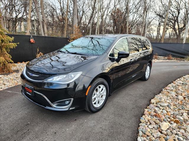 used 2020 Chrysler Pacifica car, priced at $20,900