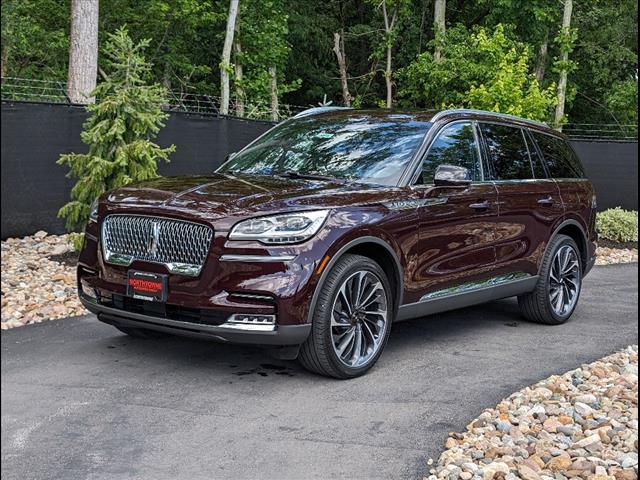 new 2024 Lincoln Aviator car, priced at $72,396