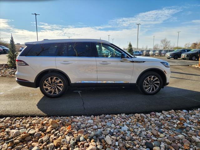 new 2025 Lincoln Aviator car, priced at $65,000