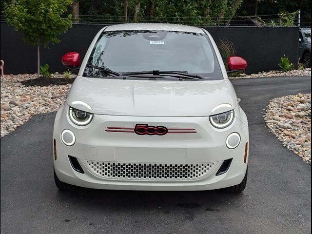 new 2024 FIAT 500e car, priced at $34,095