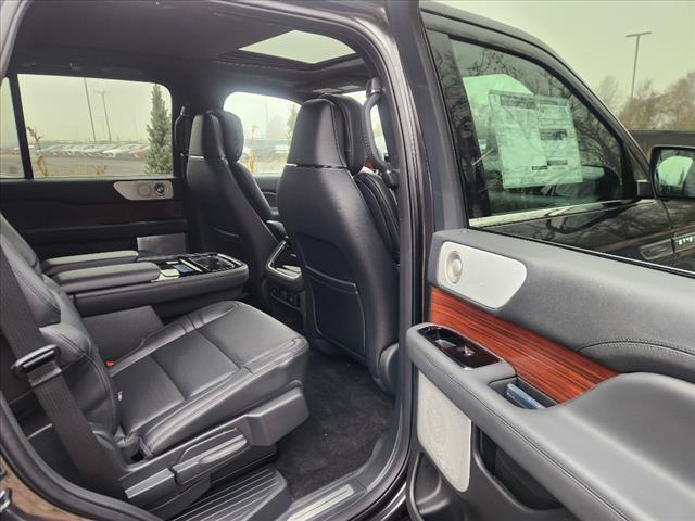 new 2024 Lincoln Navigator car, priced at $106,370