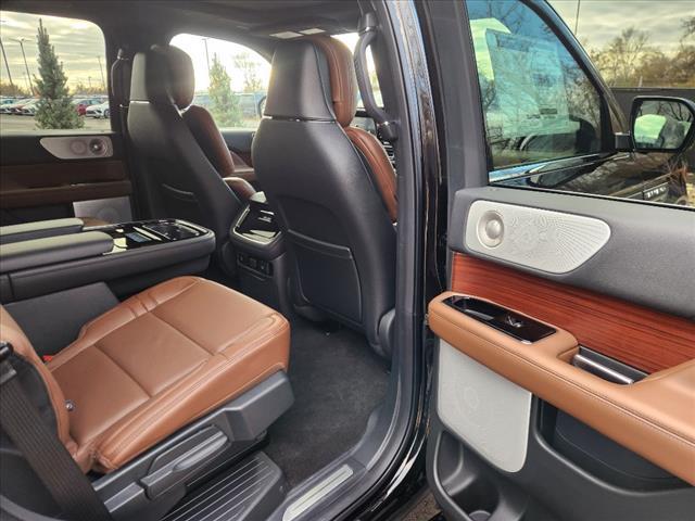 new 2024 Lincoln Navigator car, priced at $101,526