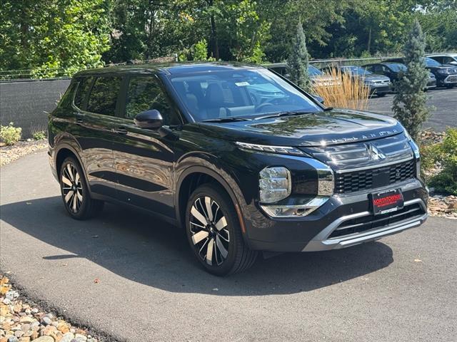 new 2025 Mitsubishi Outlander car, priced at $35,095