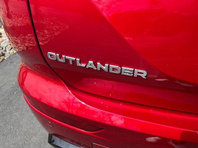new 2024 Mitsubishi Outlander car, priced at $34,865