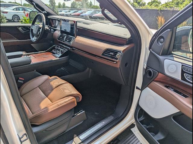 new 2024 Lincoln Navigator L car, priced at $105,188