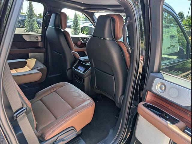 new 2024 Lincoln Navigator car, priced at $99,962