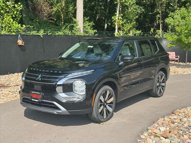 new 2025 Mitsubishi Outlander car, priced at $35,145