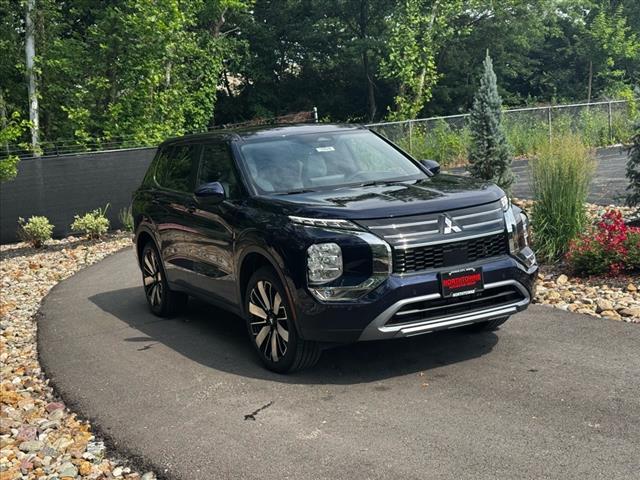 new 2025 Mitsubishi Outlander car, priced at $31,905
