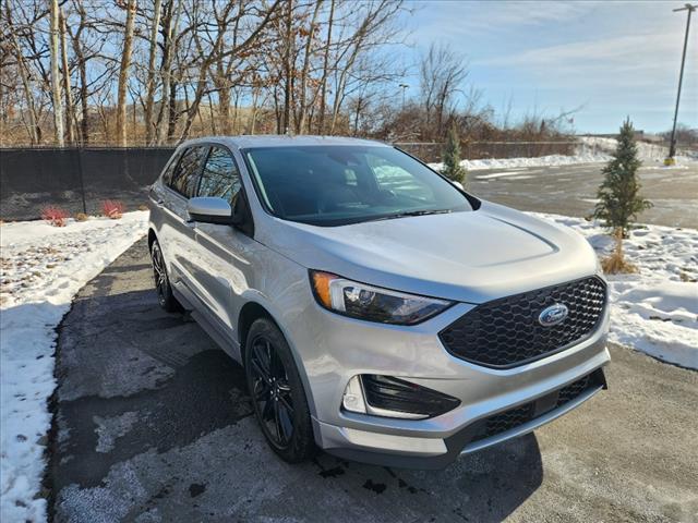 used 2021 Ford Edge car, priced at $29,900