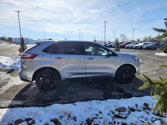 used 2021 Ford Edge car, priced at $29,900