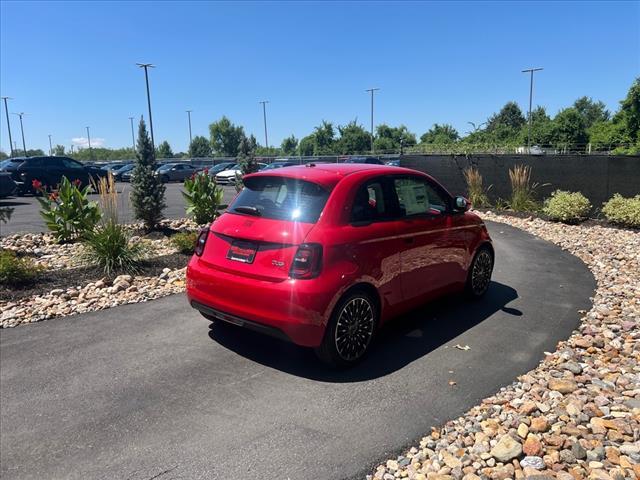 new 2024 FIAT 500e car, priced at $34,095