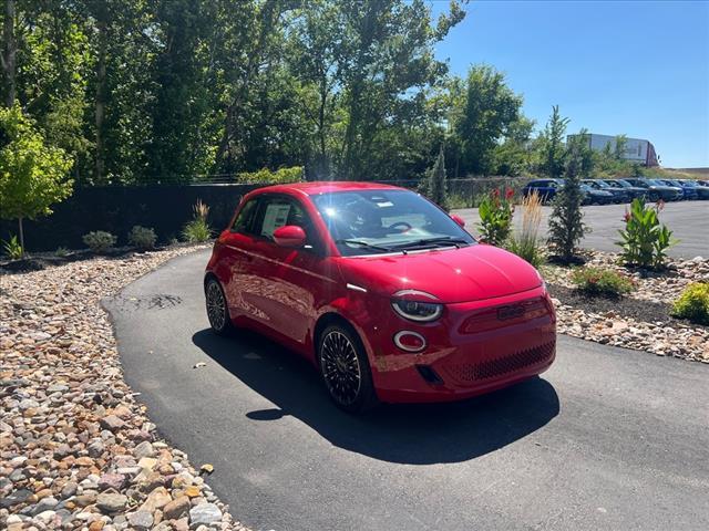 new 2024 FIAT 500e car, priced at $34,095