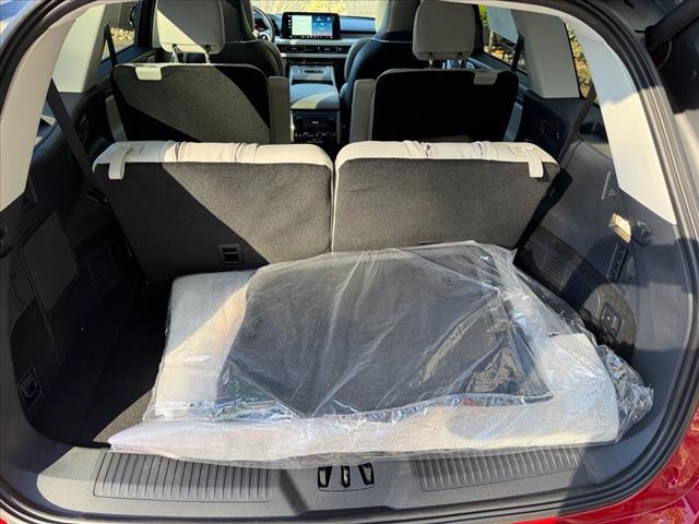 new 2025 Lincoln Aviator car, priced at $76,922