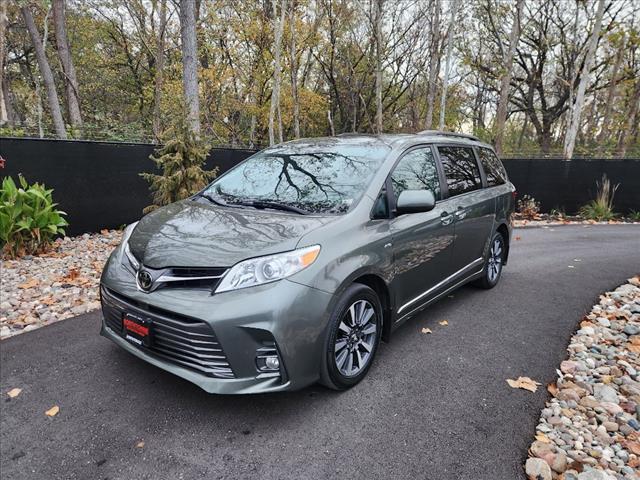 used 2018 Toyota Sienna car, priced at $18,900