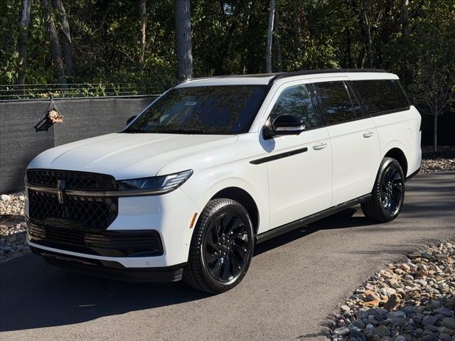 new 2025 Lincoln Navigator L car, priced at $113,115