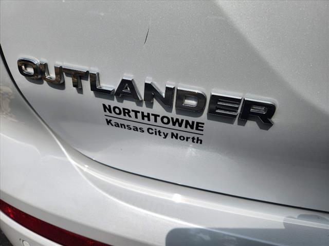 used 2024 Mitsubishi Outlander car, priced at $26,900