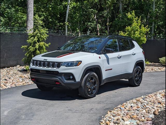 used 2023 Jeep Compass car, priced at $26,900