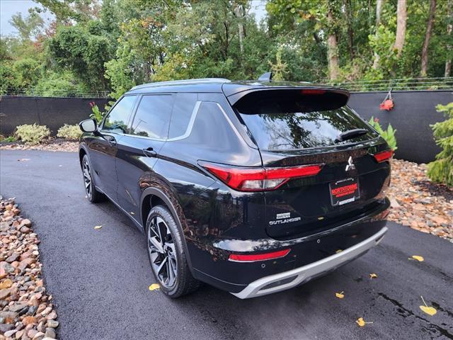 used 2024 Mitsubishi Outlander car, priced at $33,458