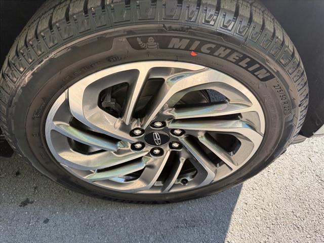 new 2025 Lincoln Navigator car, priced at $107,085