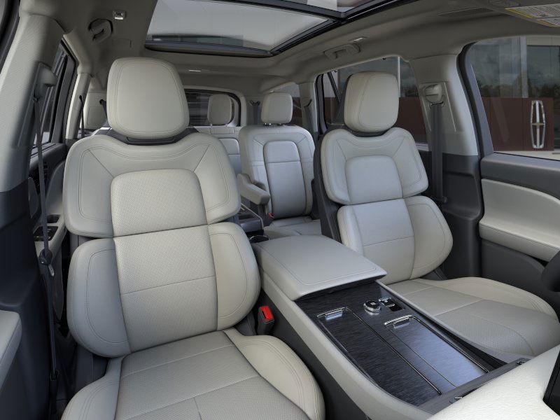 new 2025 Lincoln Aviator car, priced at $77,036