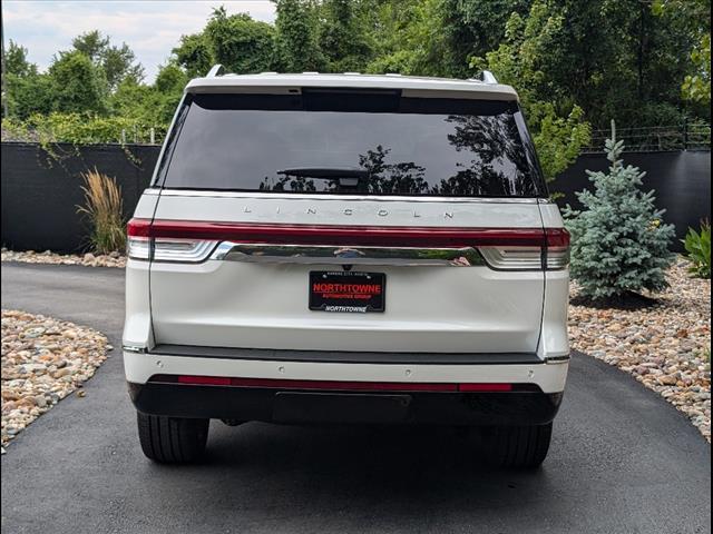 new 2024 Lincoln Navigator car, priced at $102,668