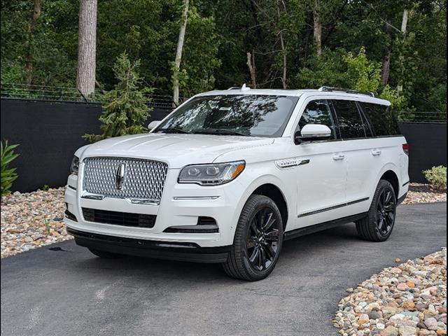 new 2024 Lincoln Navigator car, priced at $102,668