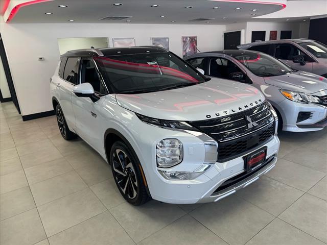 new 2025 Mitsubishi Outlander PHEV car, priced at $47,975