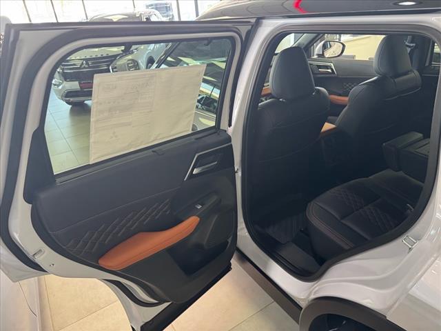 new 2025 Mitsubishi Outlander PHEV car, priced at $47,975