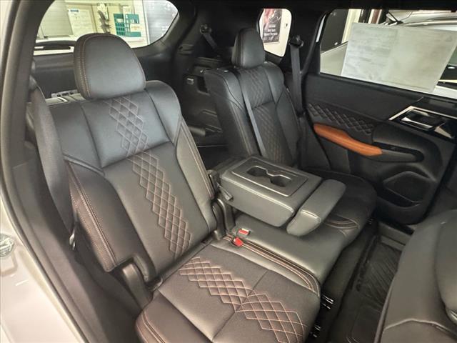 new 2025 Mitsubishi Outlander PHEV car, priced at $47,975