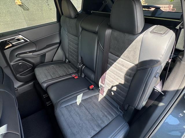 new 2025 Mitsubishi Outlander car, priced at $34,500