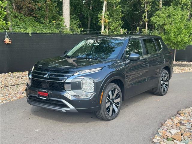new 2025 Mitsubishi Outlander car, priced at $34,500