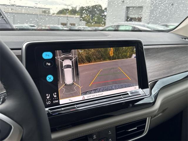 new 2026 Volkswagen Atlas car, priced at $57,758