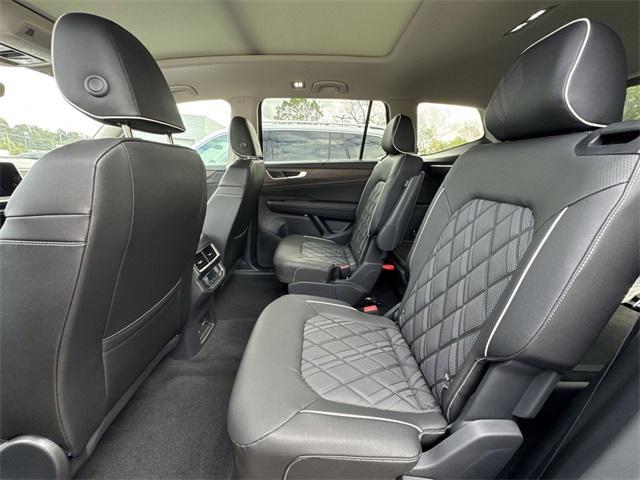 new 2026 Volkswagen Atlas car, priced at $57,998