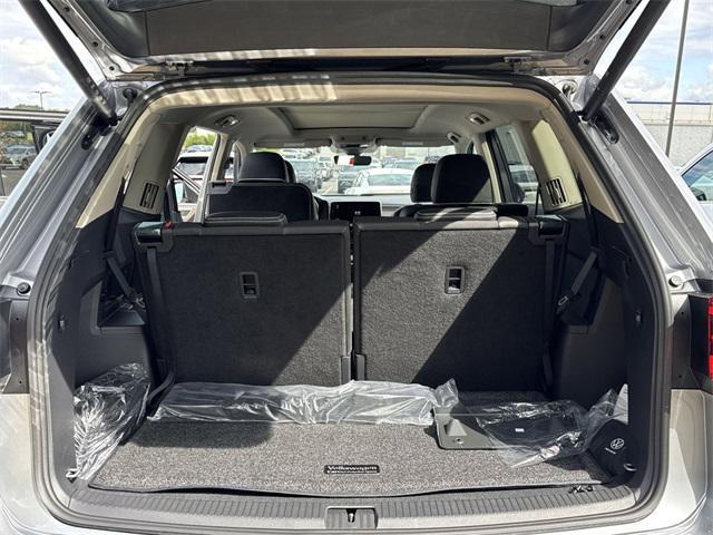 new 2026 Volkswagen Atlas car, priced at $57,998